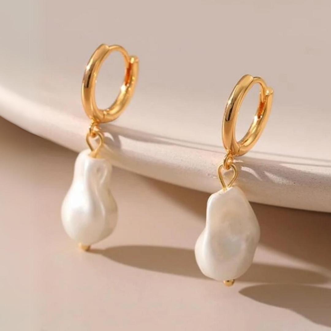 Aro Paola Pearl Earring (18K Gold Plated)