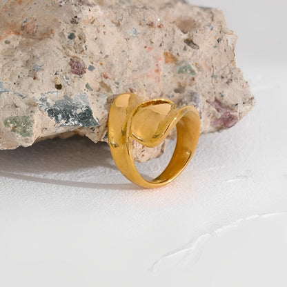 Voluta Elegance Ring (18K Gold Plated)