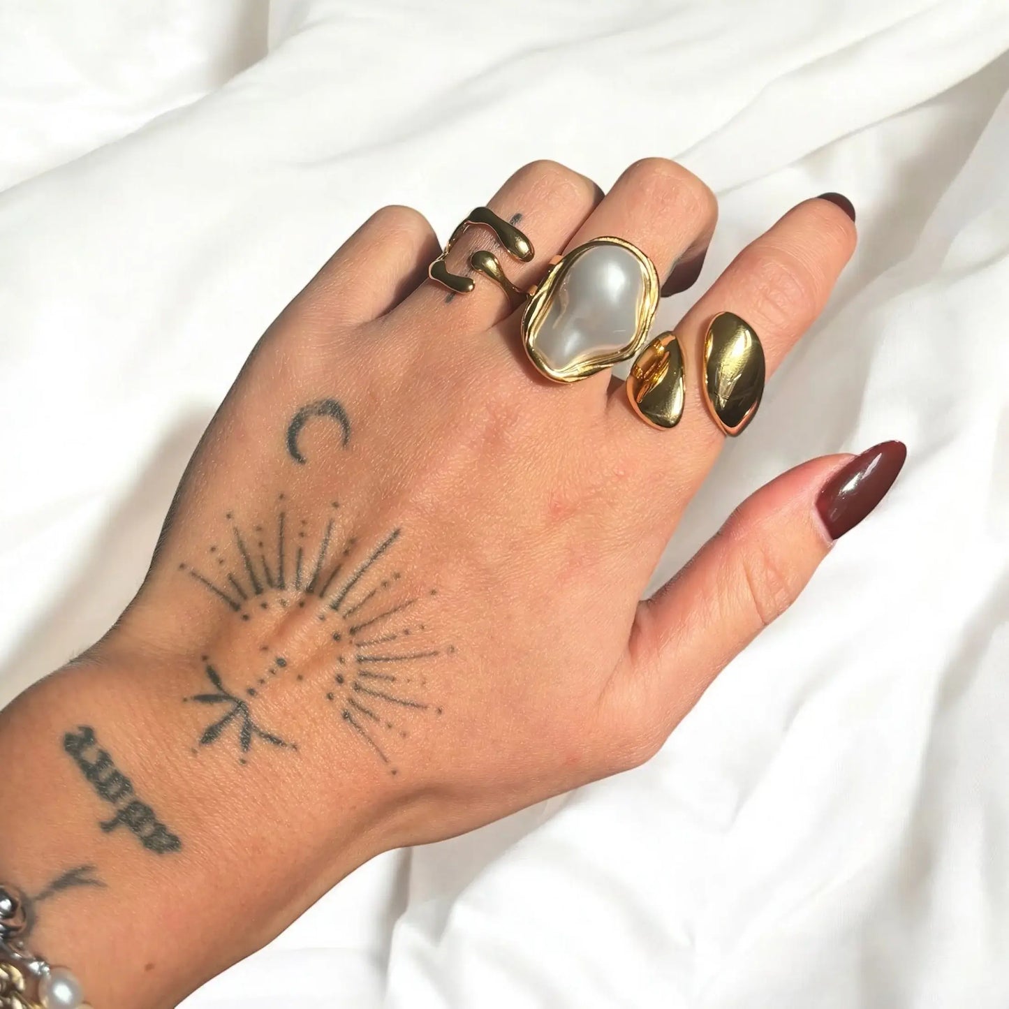 Pearl Aura Ring (Gold Plated)