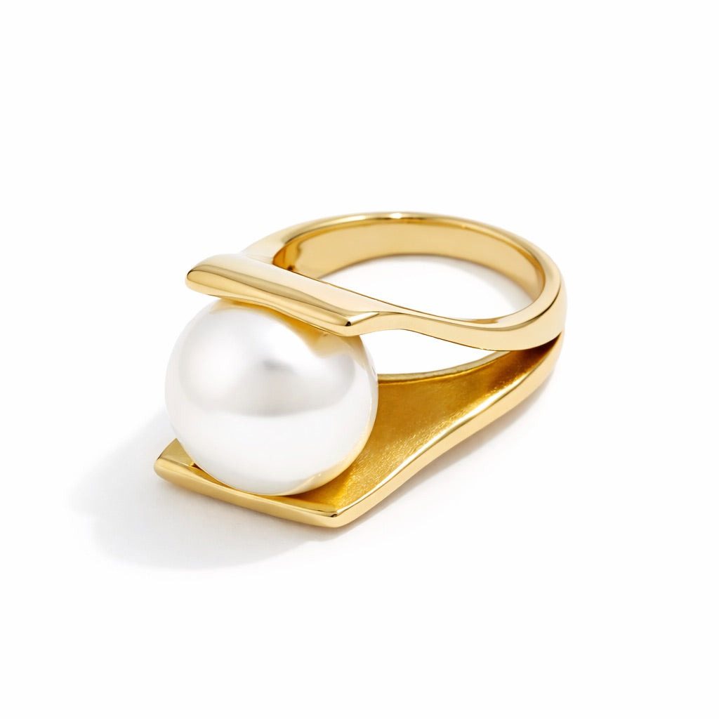 Pearl Paola Ring (18K Gold Plated)