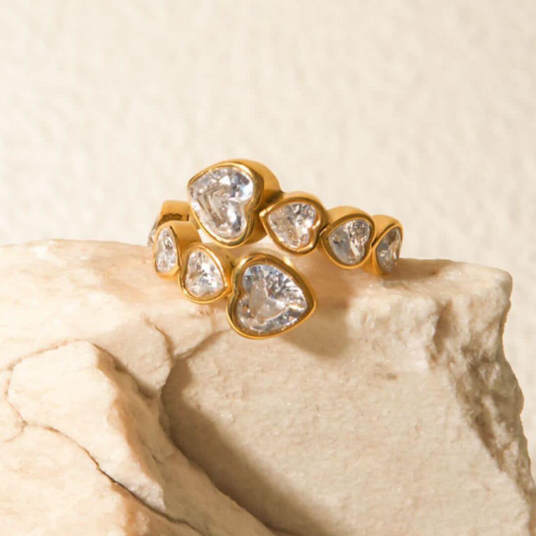 Hearts in Cubic Zirconia Ring (18K Gold Plated)
