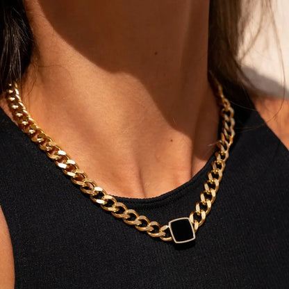 Chain Ónix Square Necklace (Gold Plated)