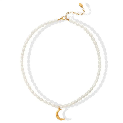 Pearls Reales with Pendant of Luna Necklace (18K Gold Plated)