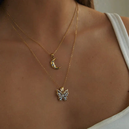 Luna Creciente of Zirconia Necklace (18K Gold Plated)