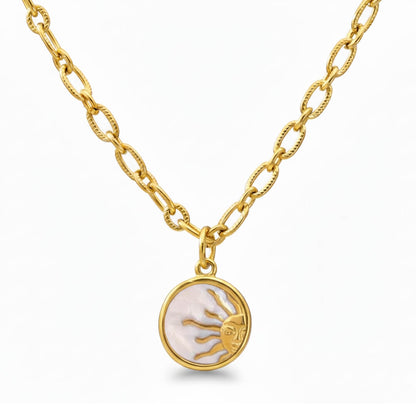 Marsella Sun and Moon Necklace (Baño in Gold 18K)