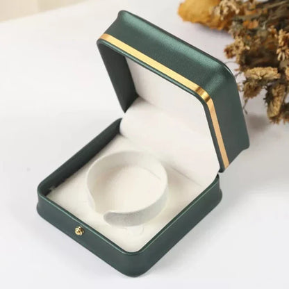 Estuche of lujo acolchado for joyas Milano