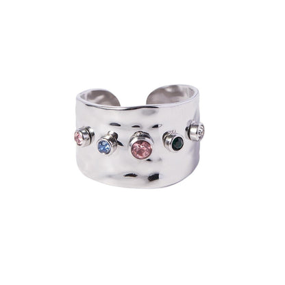 Queen Hammered Texture Ring (18K Gold Plated)
