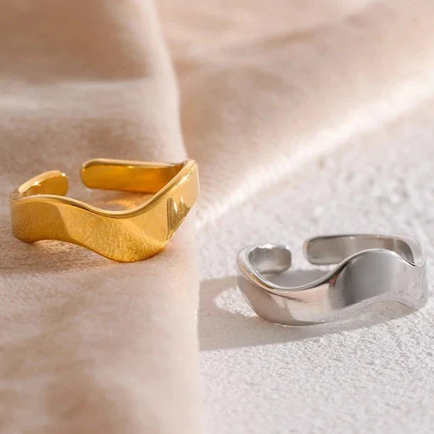 Waves Lucca Adjustable Ring (18K Gold Plated)