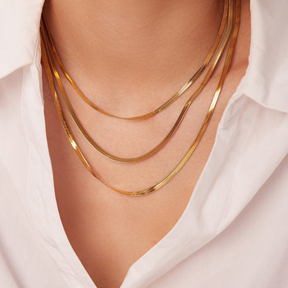 Malla in Triple Capa Necklace (18K Gold Plated)