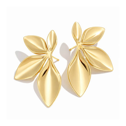 Naturaleza with Formato of Leaf Earring (Gold Plated)