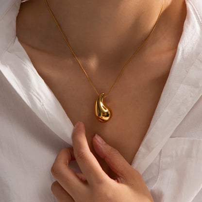 Drop Hailey Necklace (18K Gold Plated)