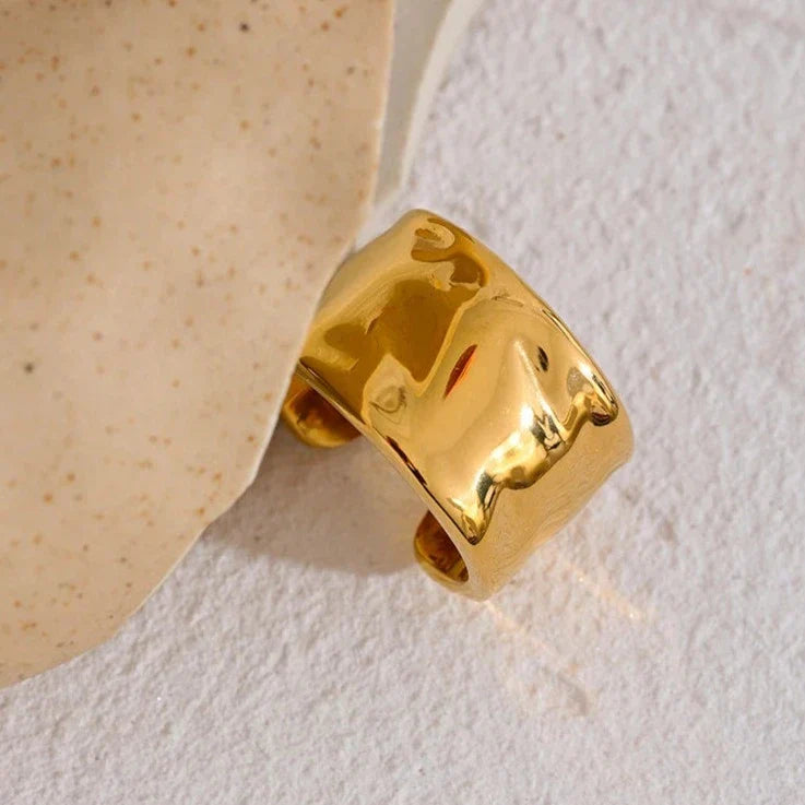 Sicilia Hammered Texture Adjustable Ring (18K Gold Plated)