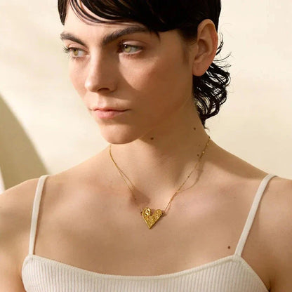 Heart with Hammered Texture Necklace (18K Gold Plated)