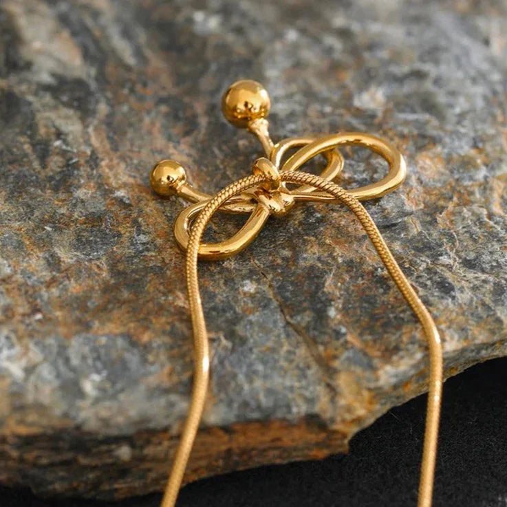 Bow Necklace (18K Gold Plated)