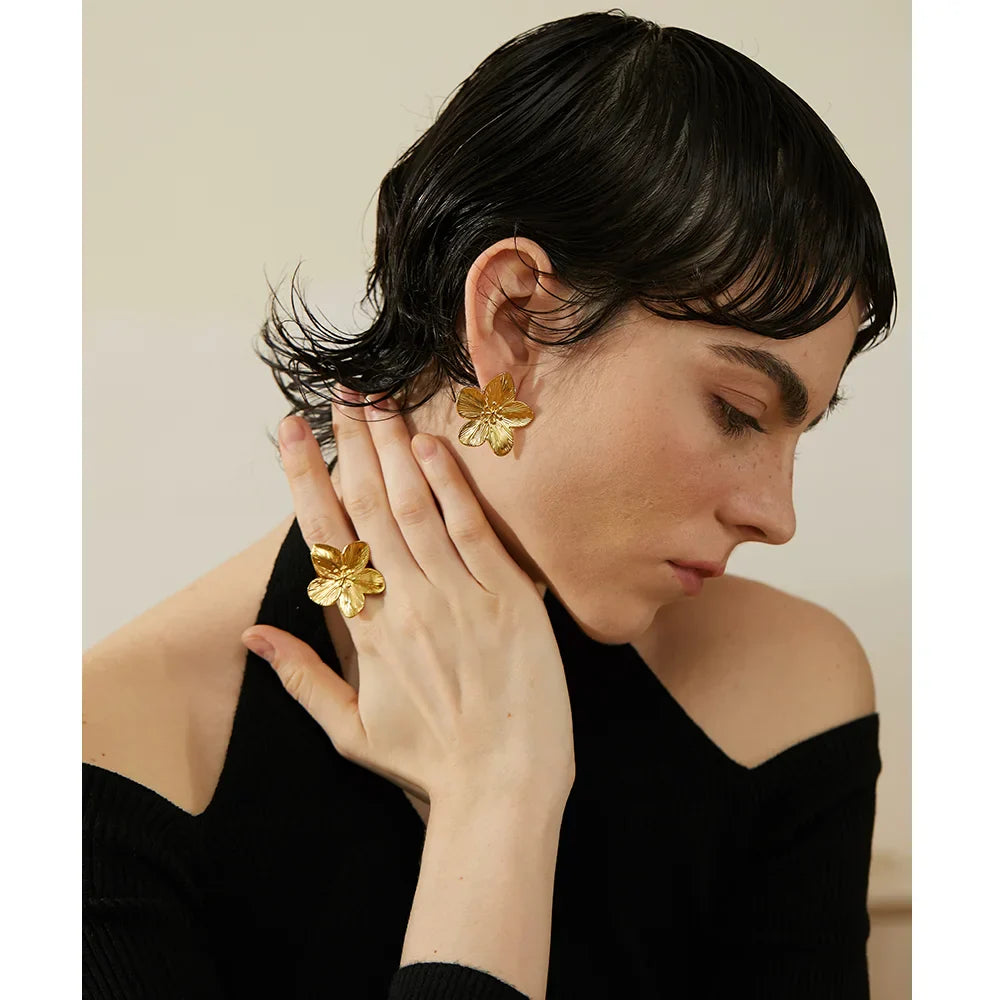 Cherry Blossom Earring (18K Gold Plated)