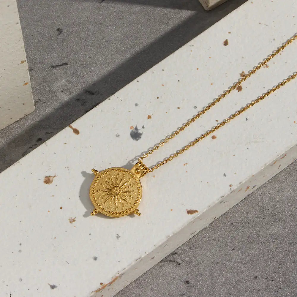 Sun Divino Necklace (18K Gold Plated)