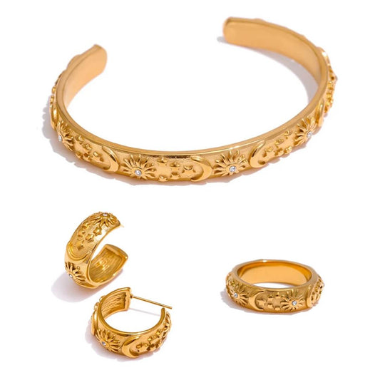 Set Celeste: Brazalete + Earring + Ring (18K Gold Plated)